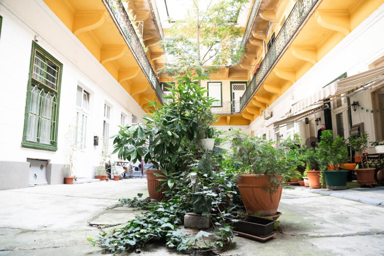Апартаменты The Urban Chill Spot Harsfa Street Будапешт Экстерьер фото